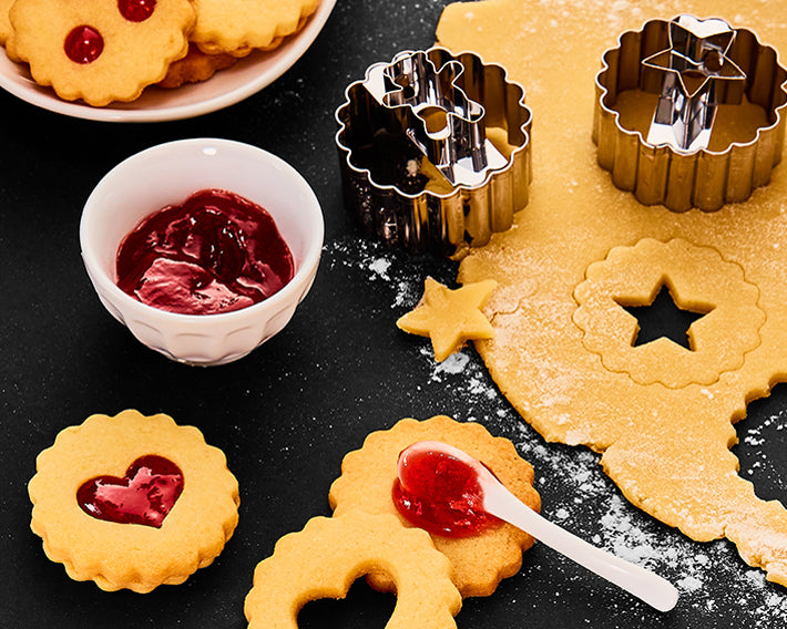 Birkmann Pepparkaksform Rund med Hjärtutstickare Rostfritt Stål 5 cm