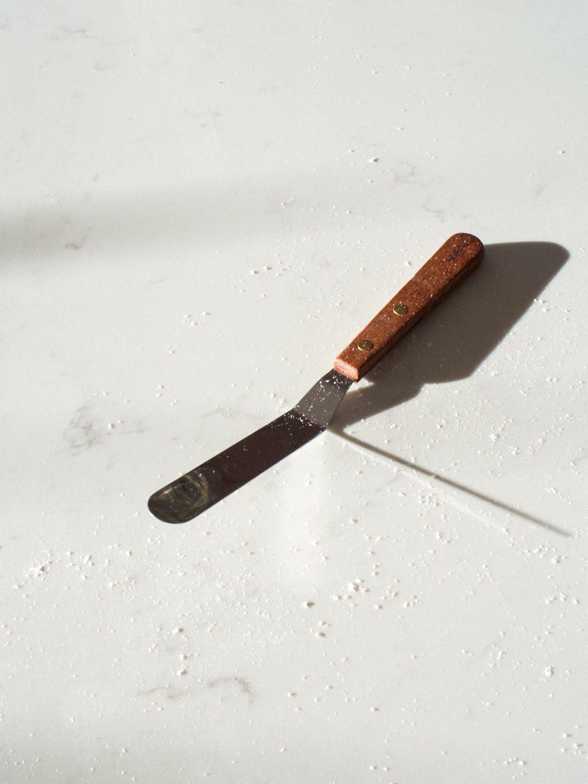 Heirol Vinklad Palettkniv Rostfritt Stål och Rosenträ