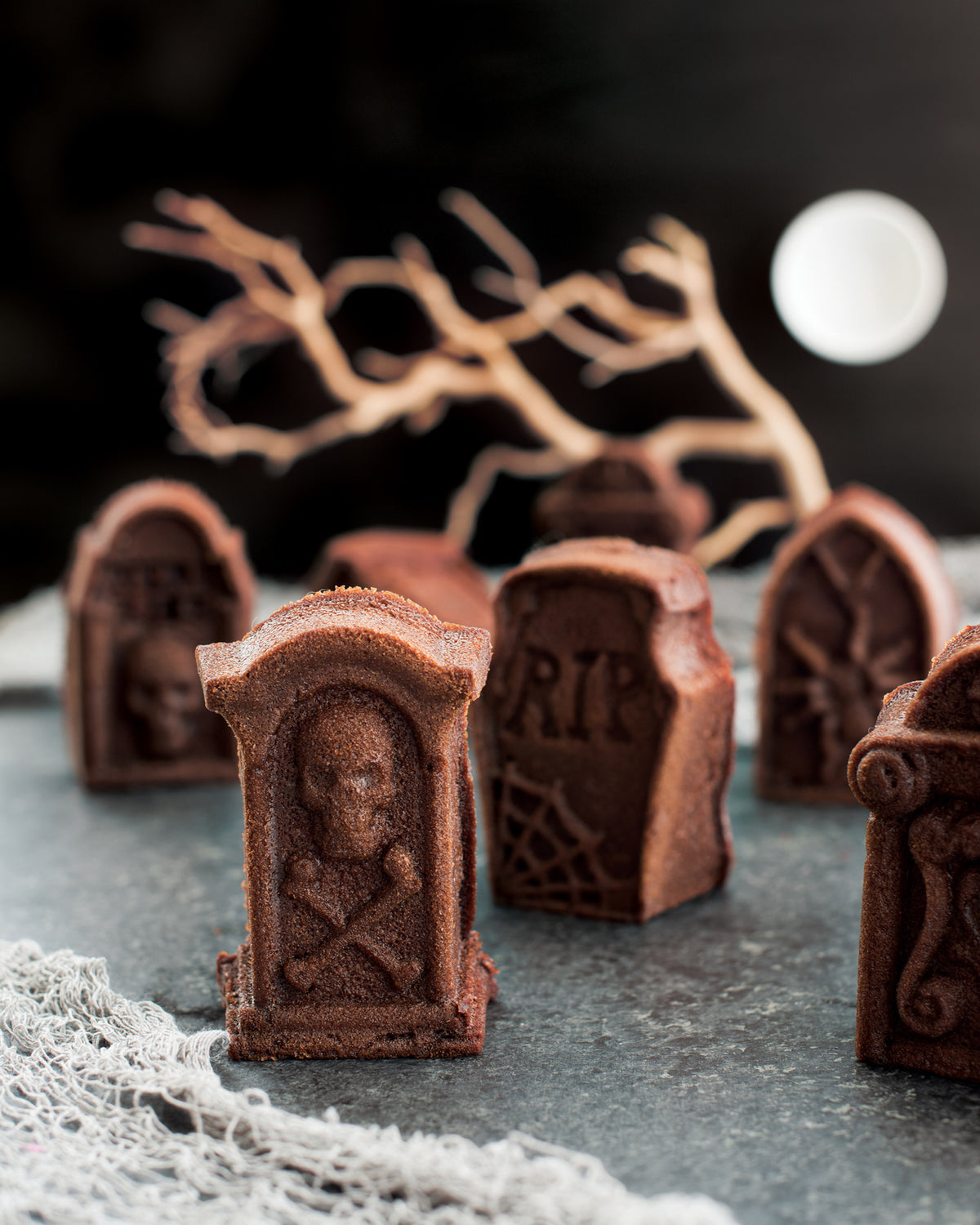 *Nordic Ware Tombstone Cakelet Pan