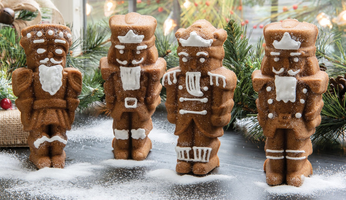 *Nutcracker Cakelet, Nordic Ware